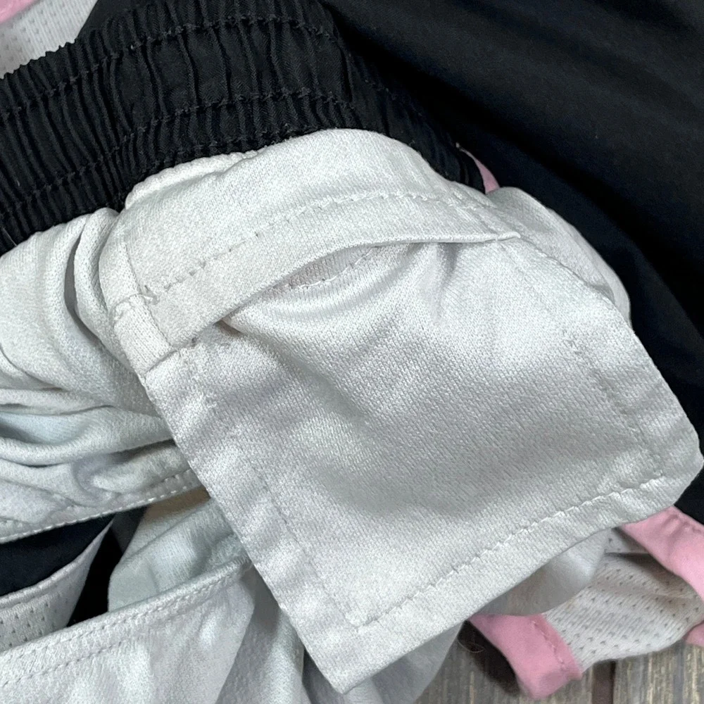 Nike Tempo Running Shorts Women‎ XS Black Pink White Mesh Athletic Gym Workout